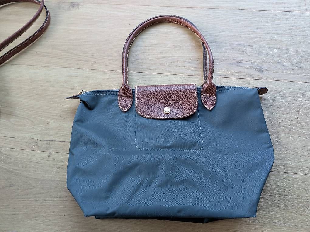 Borse da donna: Longchamp Le Pliage M graphit – Usato da Dinhard venduto da Hoiiiduu