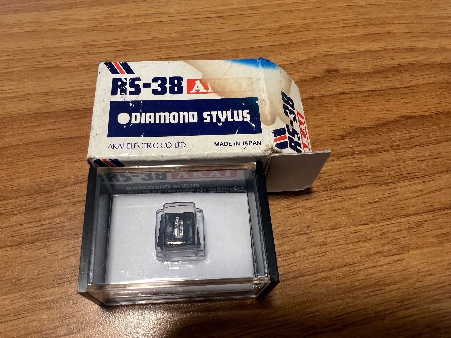 Akai Giradischi: Aiguille Akai RS-38 neuve – Nuovo e nell'imballaggio originale da Cossonay-Ville venduto da inf_2fds