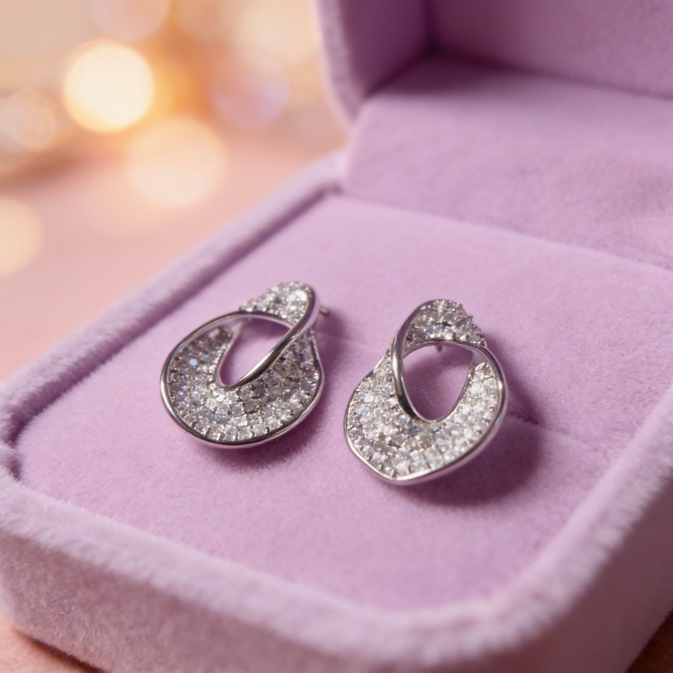 Boucles d'oreille: Boucles d’oreilles Eclipse – Neuf avec emballage d'origine à St-Maurice par Sandrinette123 5