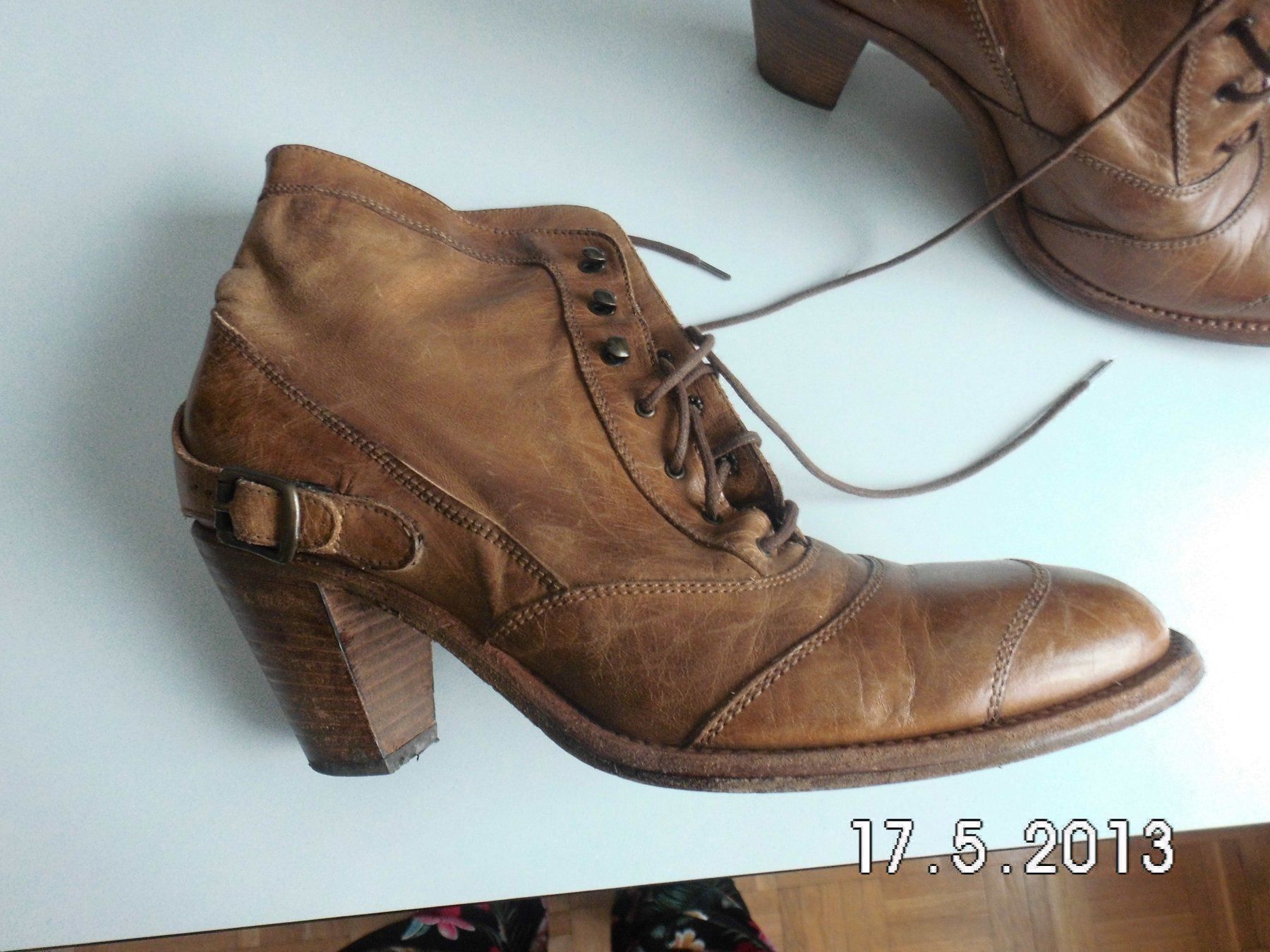 Belstaff Scarpe da donna: Belstaff Stiefeletten Gr. 40 – Usato da Adlikon b. Regensdorf venduto da galaxandy 6