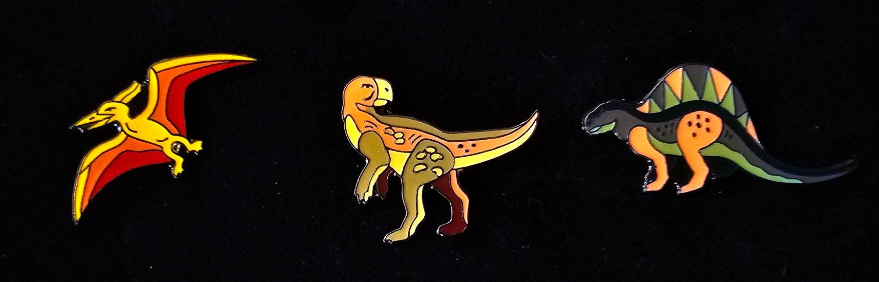 Plaketten & Abzeichen: Dino Anstecknadeln Set 9 Stk. – Gebraucht aus Windisch von Moosarchat 3