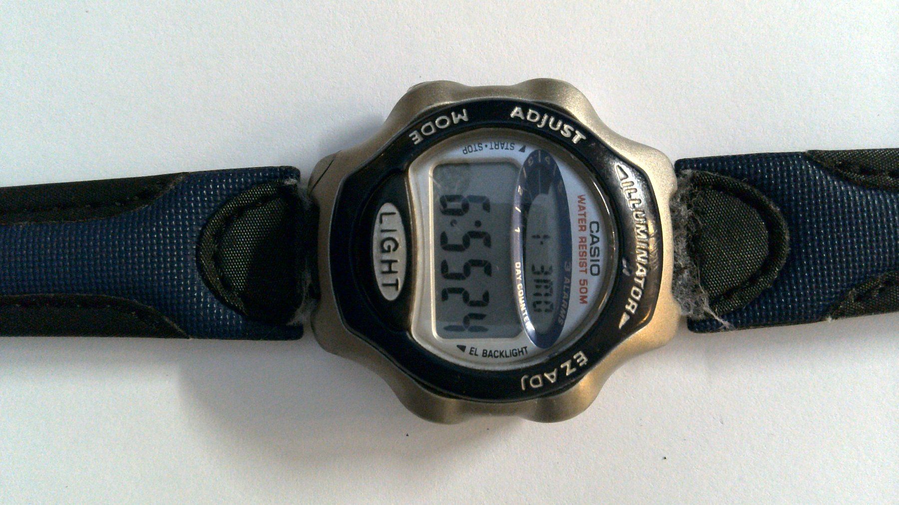 Casio Orologi: 2 Vintage Casio Illuminator Digital Uhren – Usato da Salmsach venduto da aacs65 4