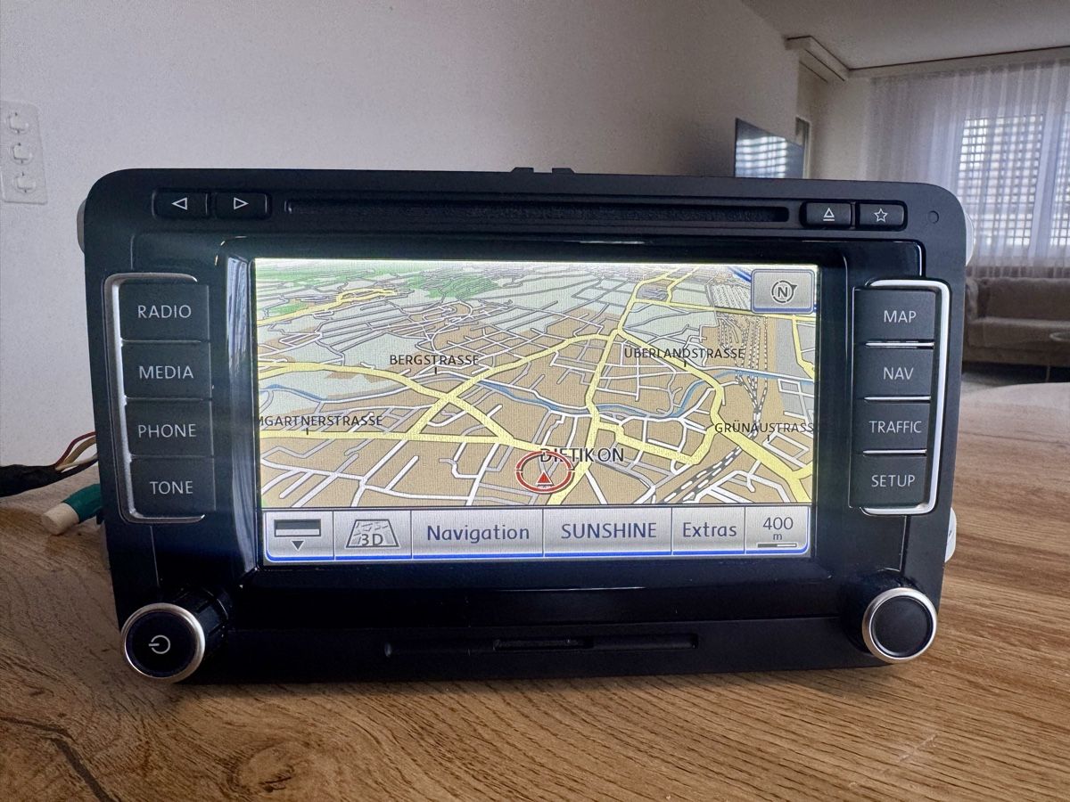 Navigatori: VW RNS 510 mit DAB – Usato da Dietikon venduto da Visipower 1