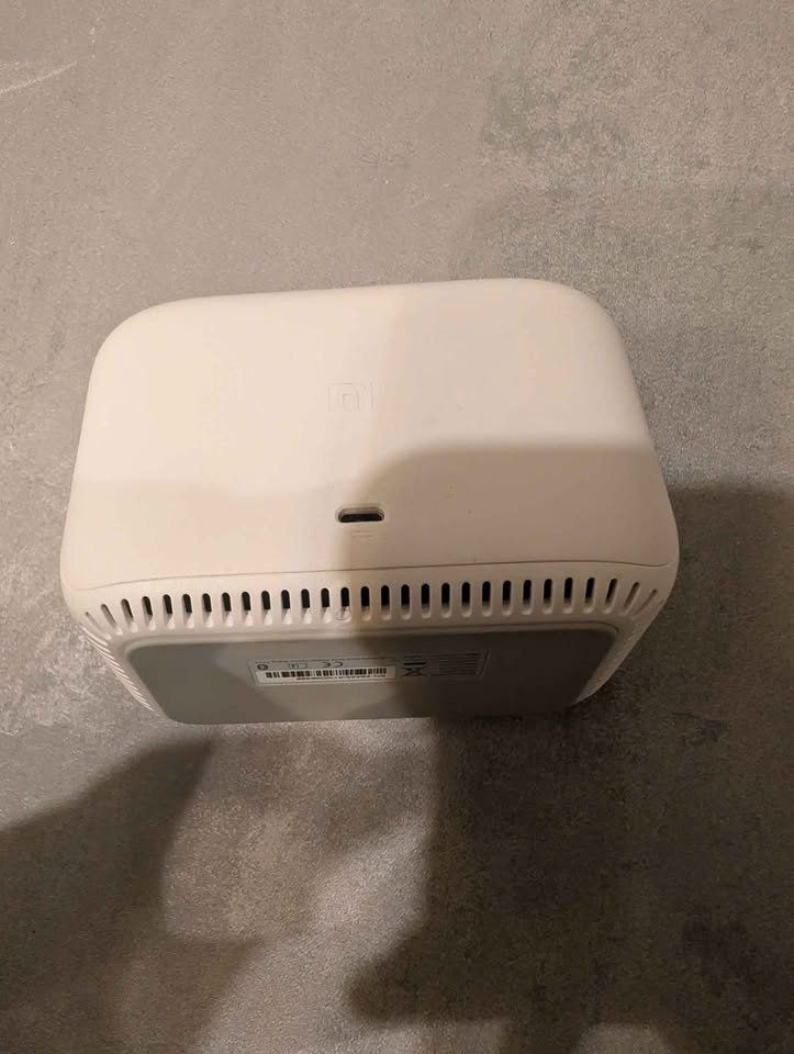 Réveils: Xiaomi Mi Smart Clock - Écran Connecté – Neuf (Voir description) à Lucens par mal_vd9n 1