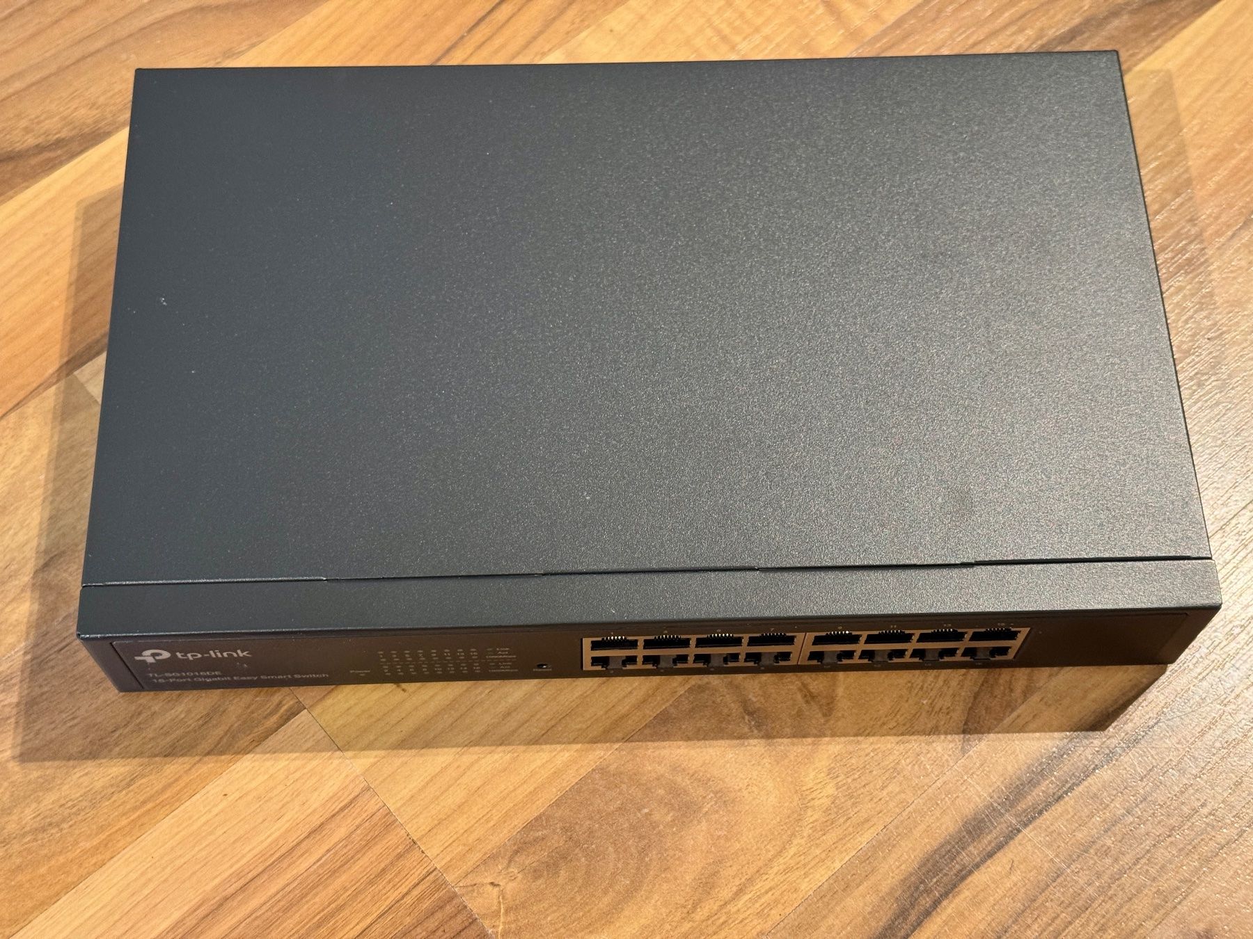 Hub & Switch: TP-Link TL-SG1016DE, 16 Port Gigabit Easy Smart Switch – Usato da Meierskappel venduto da fs6344 8