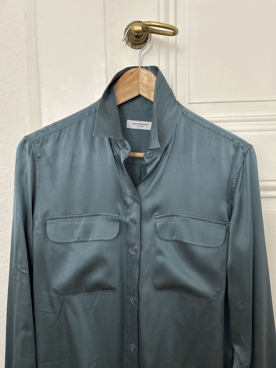 Equipment Camicette: Blue Silk Shirt Equipment XS – Nuovo (secondo la descrizione) da Genève venduto da TreasureChest
