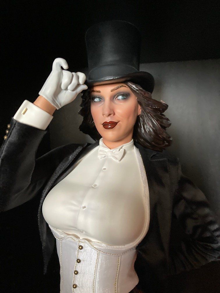 Statuette: Sideshow Zatanna 1/4 Statue – Usato da Tafers venduto da tobib_23 1