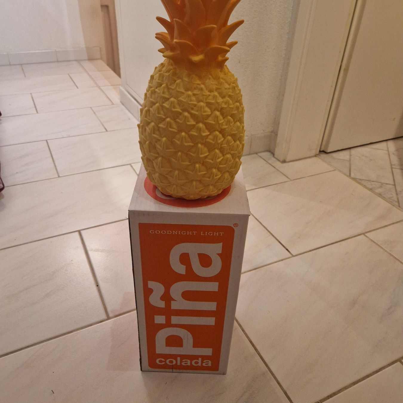 Lampade: Deko Lampe PINA COLADA – Nuovo e nell'imballaggio originale da Arni AG venduto da kurtrmeier