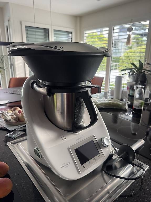 Thermomix Elettrodomestici da cucina: TM 5 mit Garantie u neuem Messer/Gehäuse – Usato da Altendorf venduto da Nordseekind