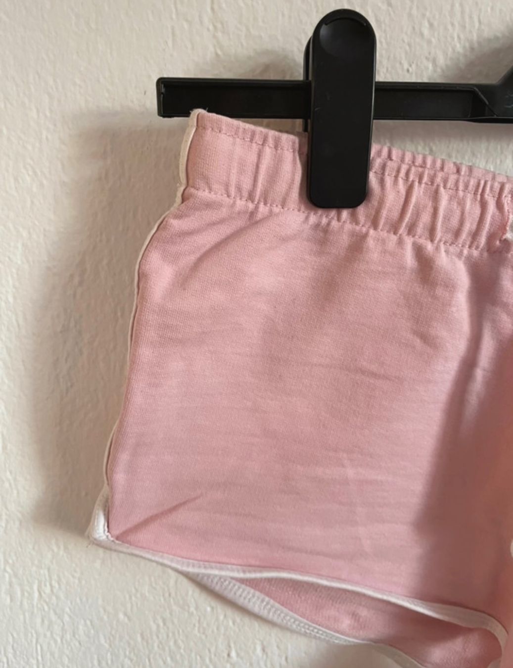 Pantaloni: Pinke Shorts - S – Usato da St Gallen venduto da Giidi 2