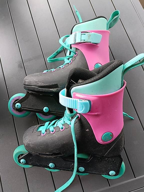 Inline-Skating & Rollschuhe: Roller taille 35 – Gebraucht aus Monthey von ari_6vkp 2