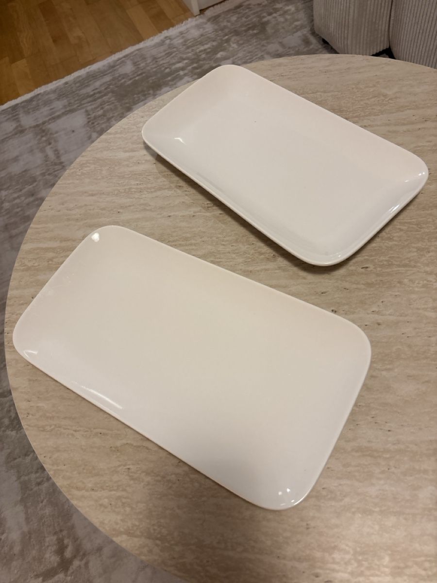 Servierplatten: Lot de 2 plats rectangulaires blanche – Gebraucht aus Prilly von hei_5q56 2