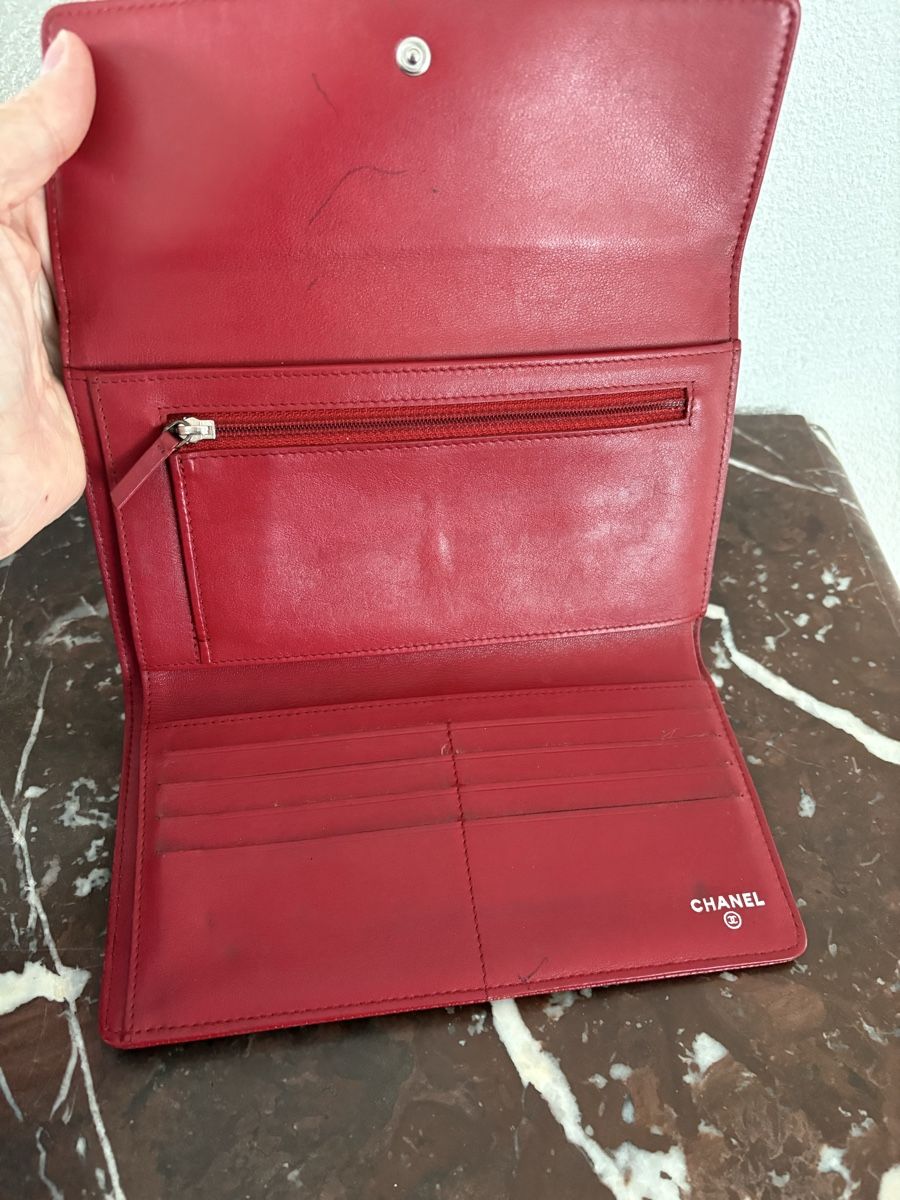 Chanel Portamonete: Chanel Timeless CC Flap Wallet - Red Caviar Leather – Usato da Fällanden venduto da lil_wpb9 2