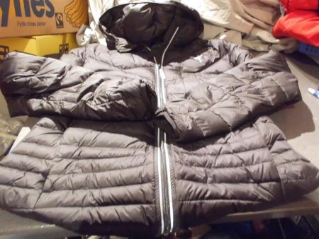 Jacke Grösse 48/50, Puma, schwarz