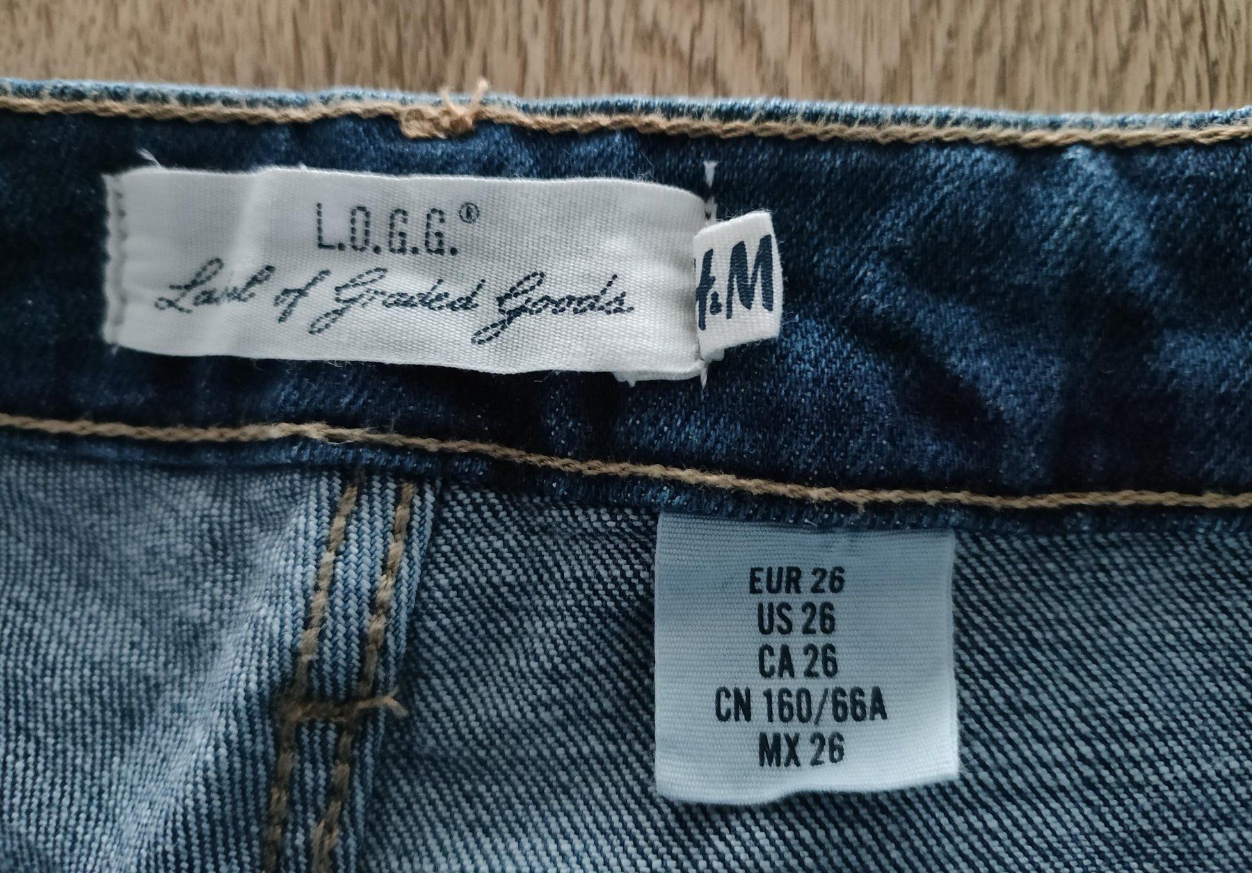 H&M Jeans: Jeans Shorts / H&M / EUR 26 – Usato da Suhr venduto da sternenklar0305 2