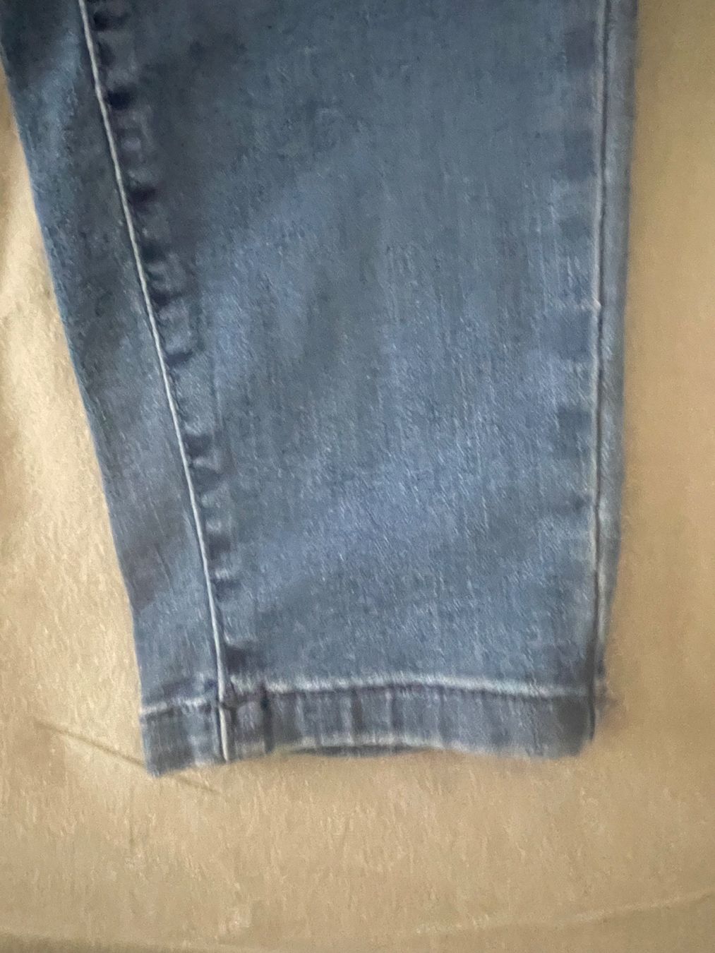 Vero Moda Jeans: Vero moda jeans high waist 46/32 – Usato da Dübendorf venduto da rocki07 1
