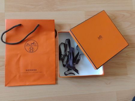 Hermès Schachtel Box Quadrat, Papiertasche, Band Top Zustand