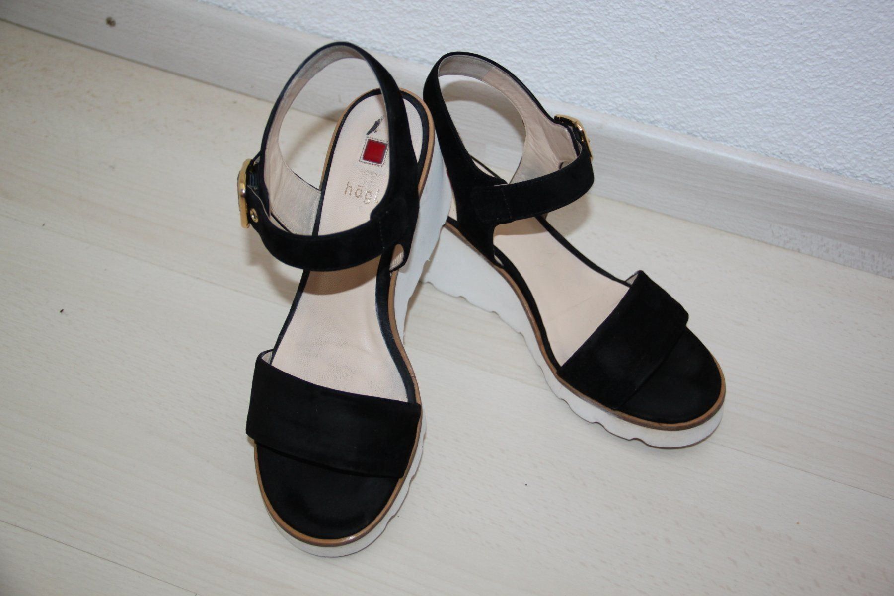 Högl Damenschuhe: Högl Keilsandalen Grösse 38 – Gebraucht aus Walterswil SO von Mama_noel 3