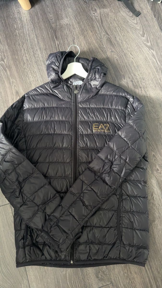 Armani Giacche: EA7 Jacke – Usato da Reinach AG venduto da Levin0712