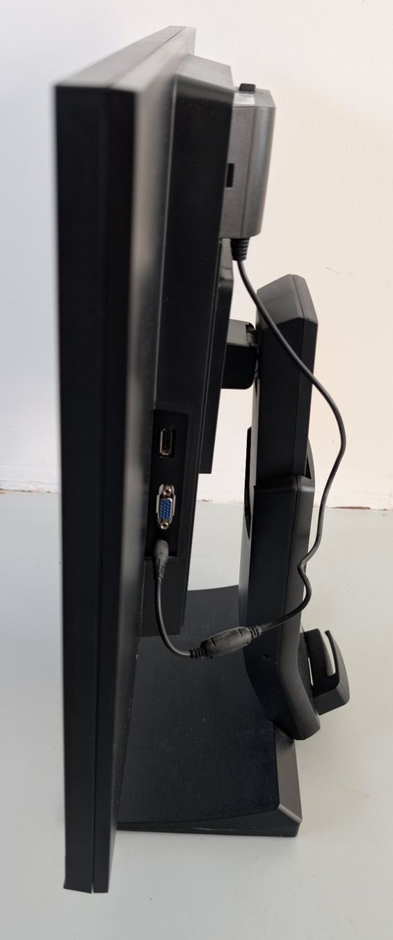 Samsung Monitor: Samsung 22" Monitor - SyncMaster S22A450DW – Usato da Dietlikon venduto da ComdatAG 2