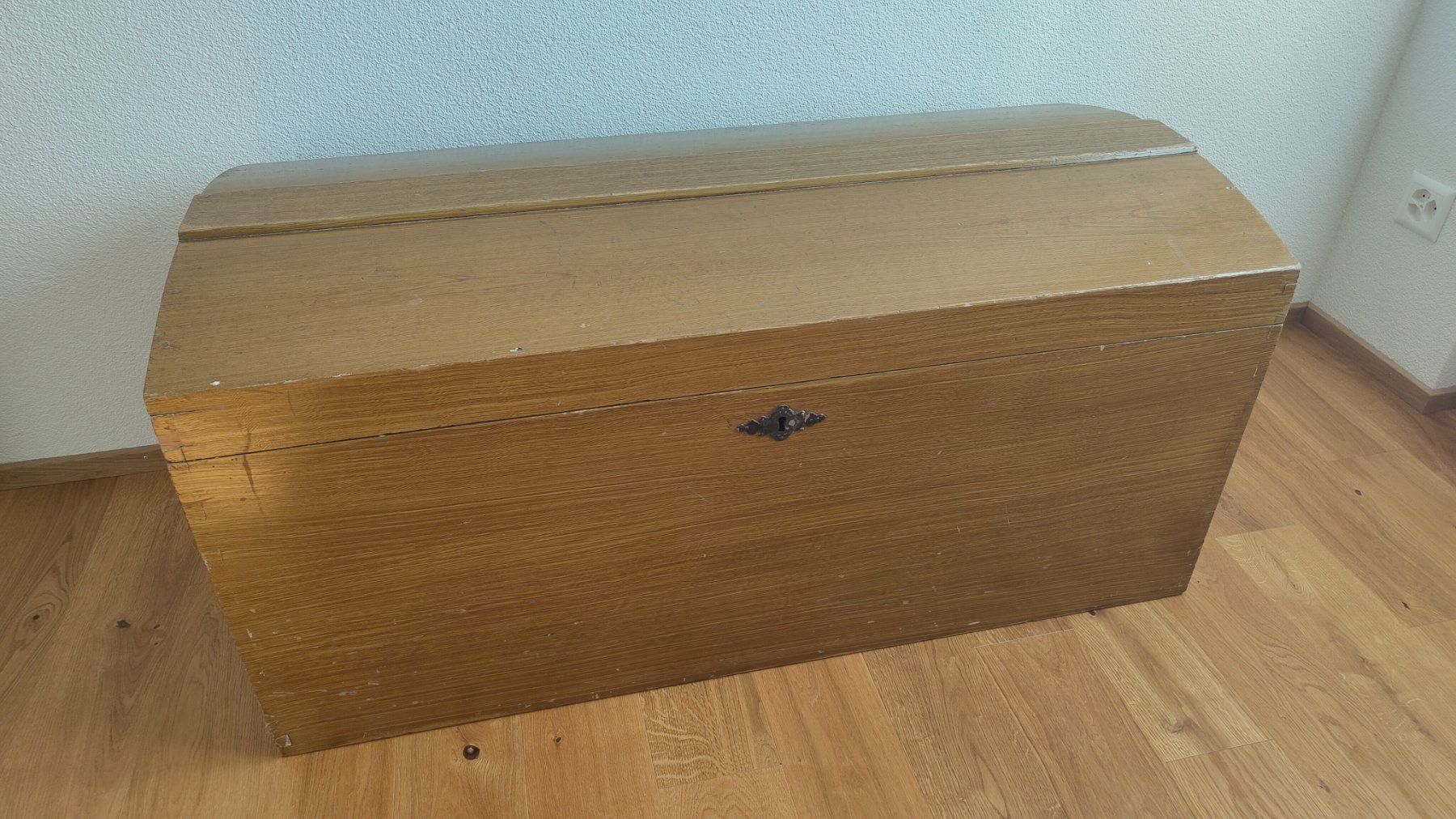 Cassapanche: Alte Holztruhe – Usato da Schötz venduto da Bengo_J 1