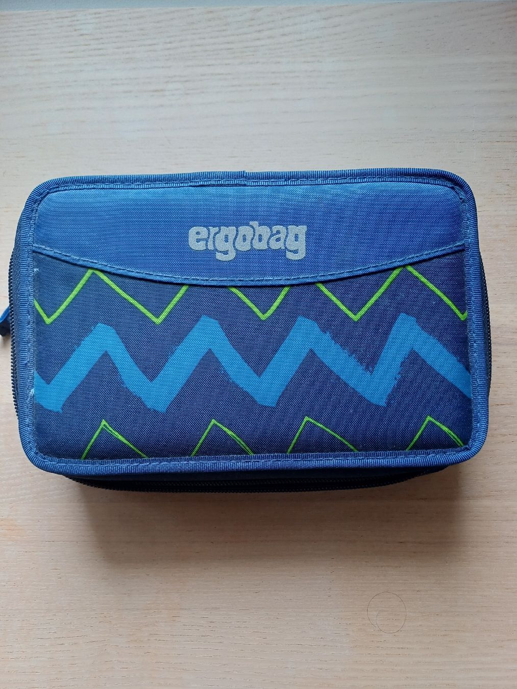 Ergobag Schüler-Etuis: Ergobag dreistöckiges Etui – Gebraucht aus Kollbrunn von mitglied2007