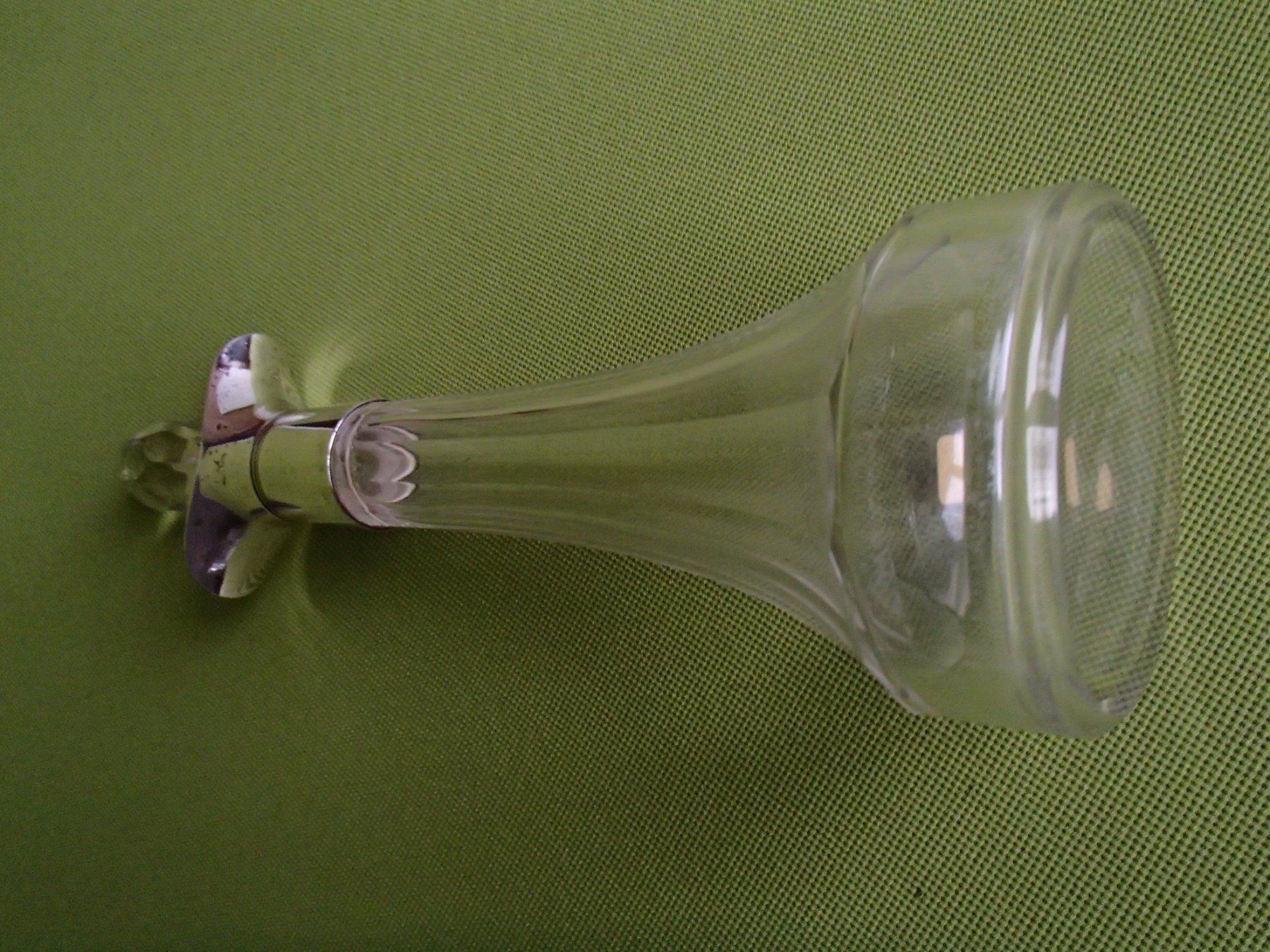 Caraffe: kleine geschliffene  Karaffe mit versilbertem Hals – Usato da Schöfflisdorf venduto da pullux 6