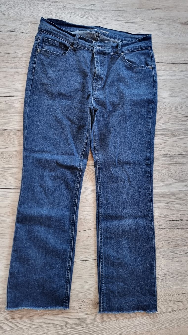 Jeans: Chicorée Jeans 3/4 flare Ankle Gr. 40 Sretch – Usato da Wildhaus venduto da Lurch1971