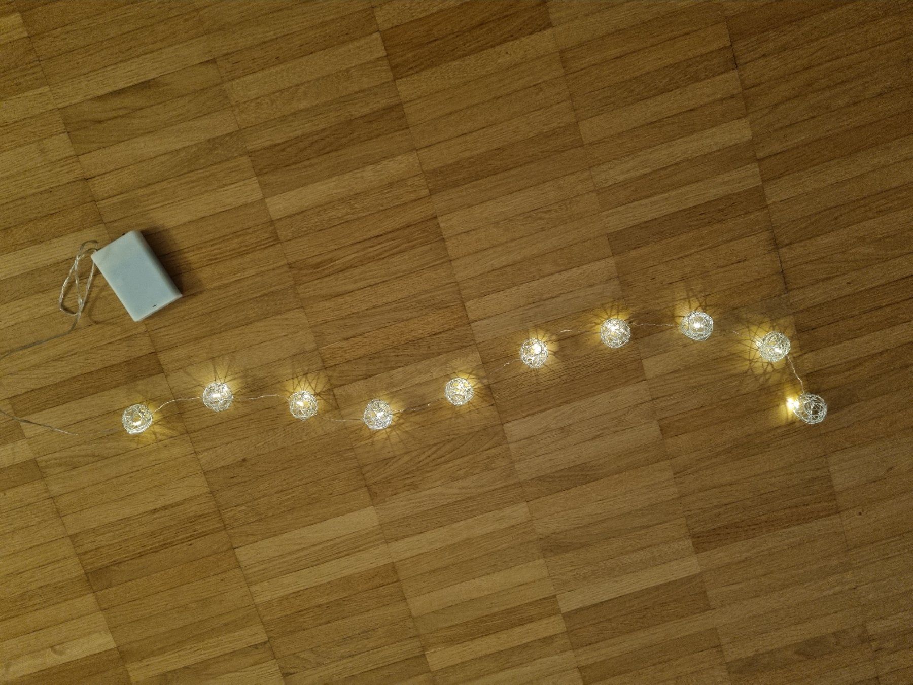 Ghirlande e barre luminose: Lichterkette mit Timer / Batteriebetrieb – Usato da Zofingen venduto da Felpa