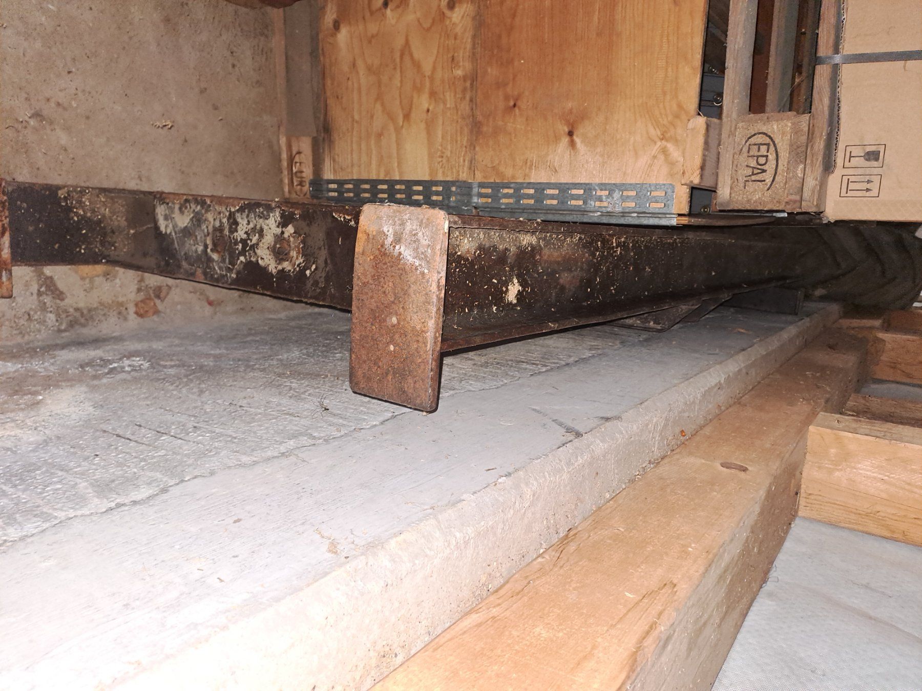 Tutte le macchine: Heckstapler mit Ballenzag für siloballen oder Brennholz – Difettoso da Turbenthal venduto da speedtech 1