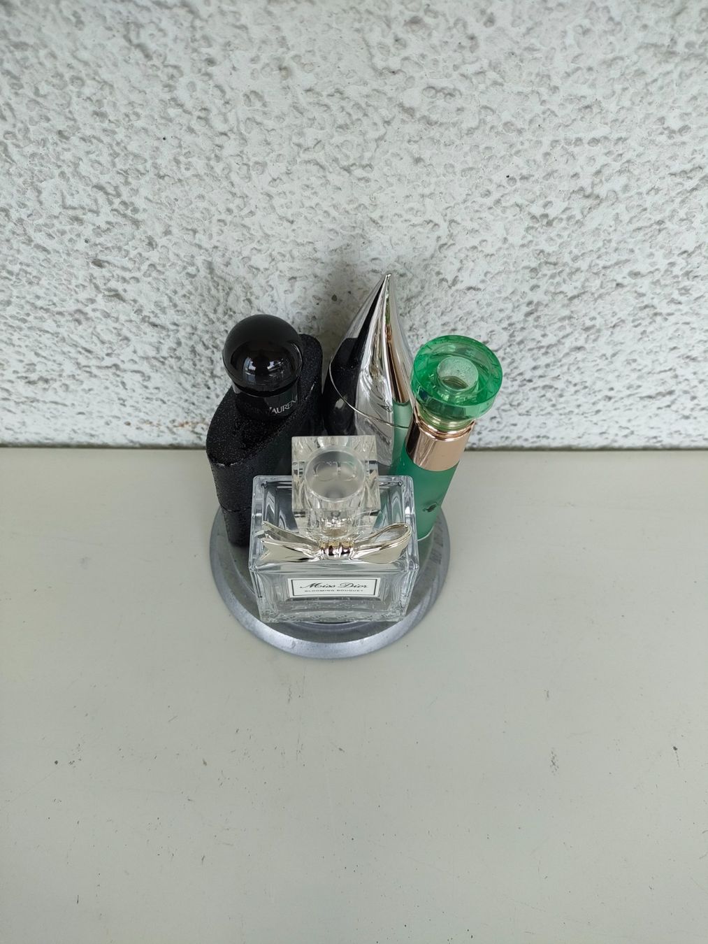 Alle Dekorationen: Dekoratives und originelles Parfum Deko – Gebraucht aus Dietikon von Branquinha1981 4