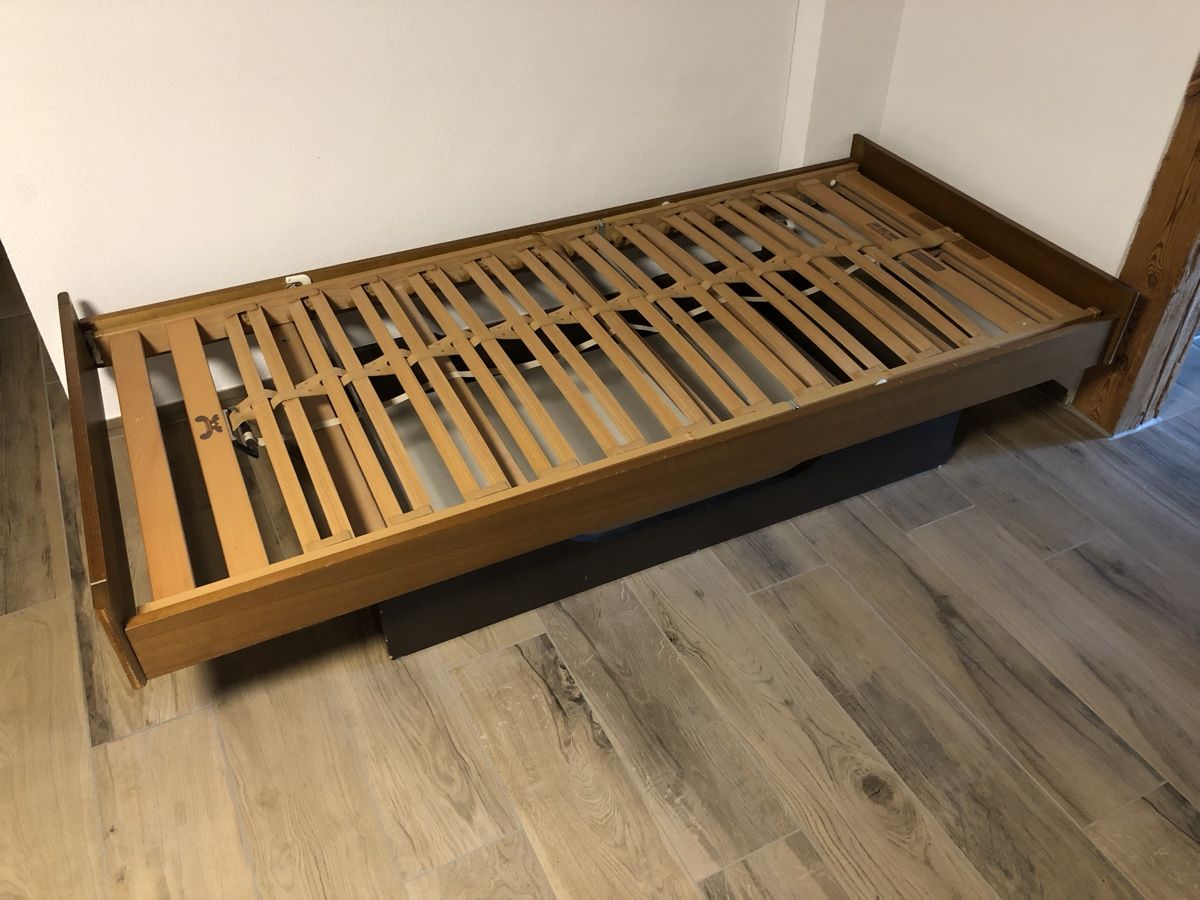 Betten: Bett mit Rost knickbar 200x90 – Gebraucht aus Thundorf von muzuc001 3