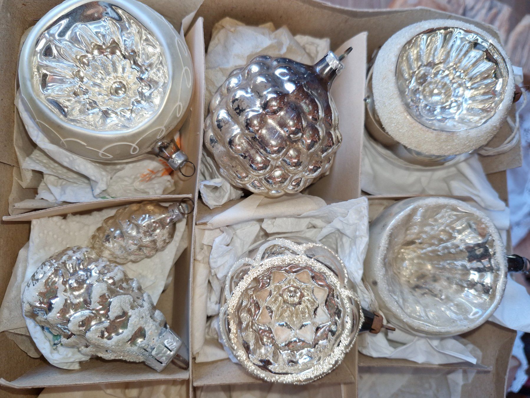 Toutes les décorations: antiker Christbaumschmuck – D'occasion à Guarda par rue_bpd7