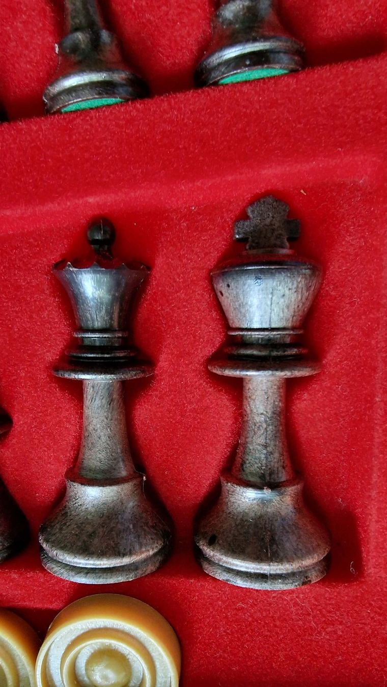 Spiele: Schönes Schach / Halma – Gebraucht aus Wil  AG von Kfloh 3
