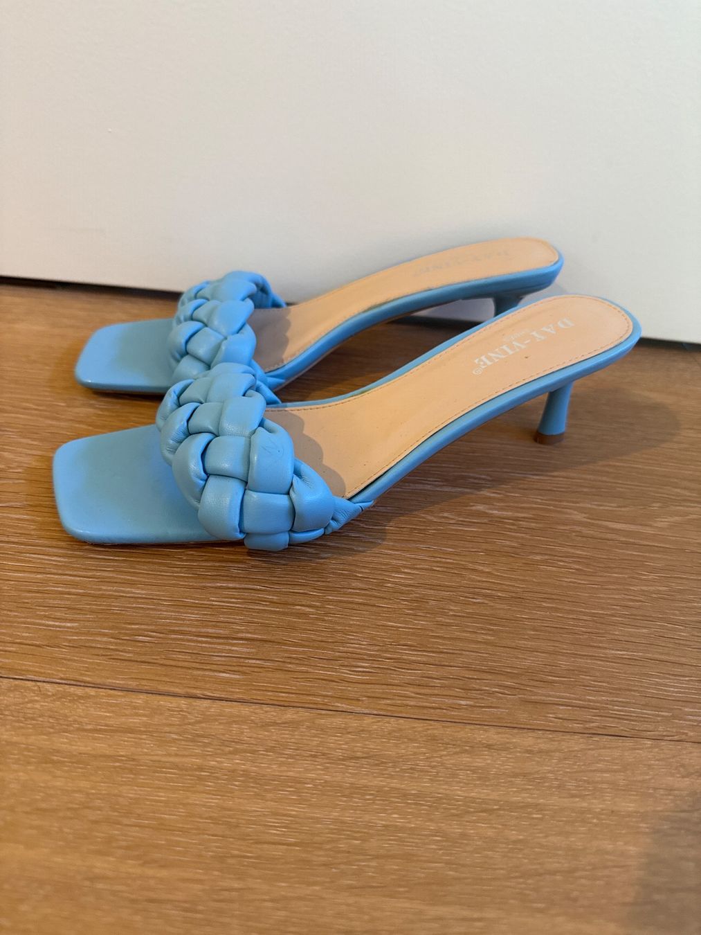 Scarpe da donna: Sandalen hellblau - Day Vine – Usato da Nürensdorf venduto da Marylane 2
