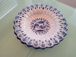 Grande assiette antique décorative avec décor floral