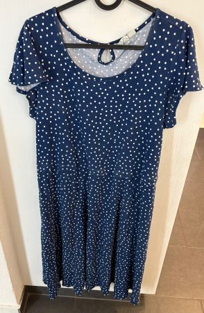 Kleid Grösse L