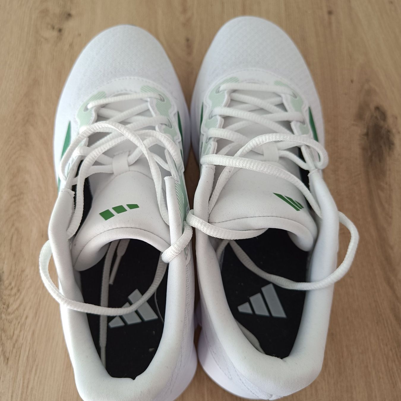 Adidas Herrenschuhe: Adidas Laufschuh Performance weiss – Gebraucht aus Niederwangen BE von jofr19 2