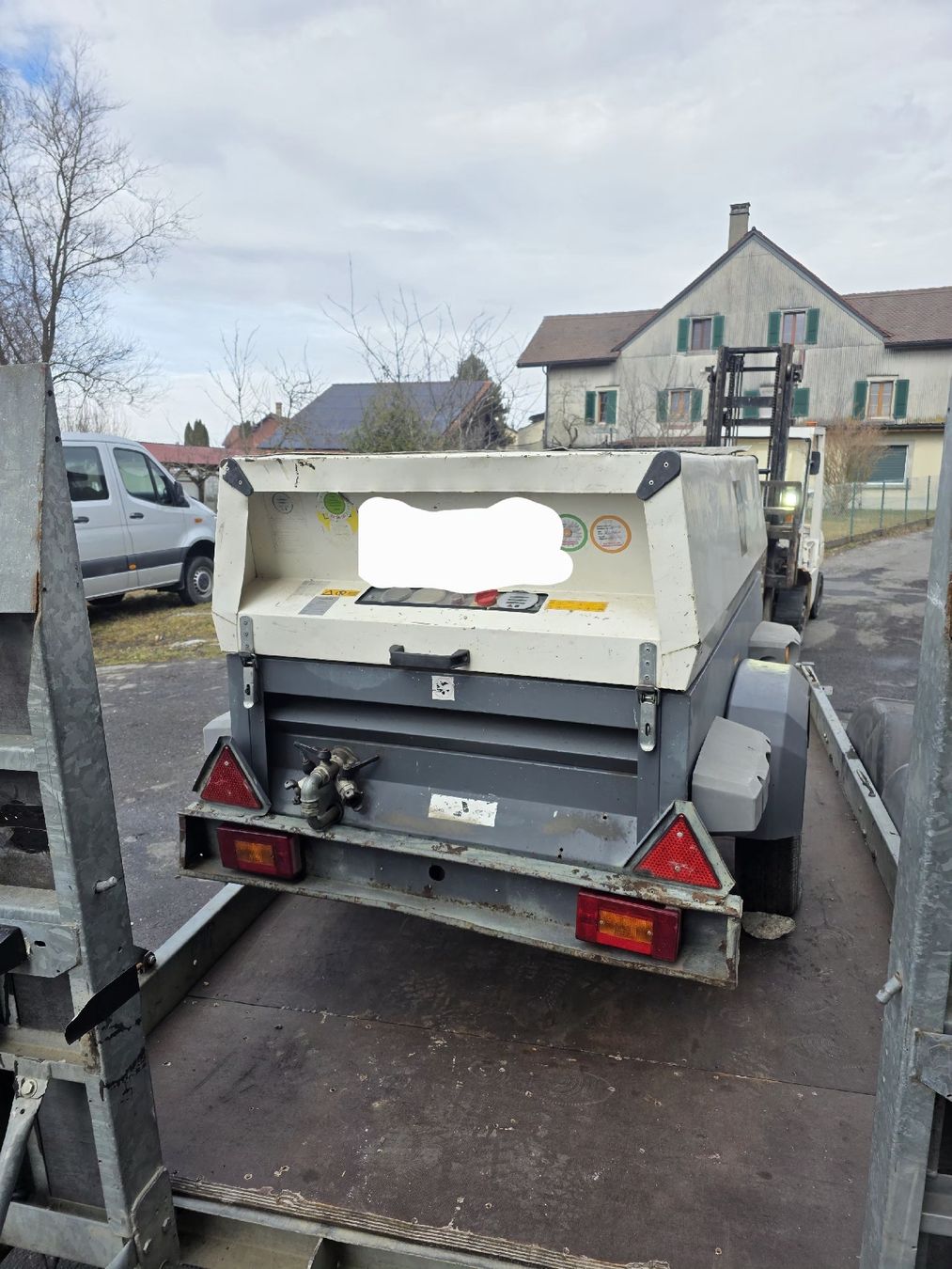Atlas Copco Compressori: Atlas Copco XAS67DD – Usato da Froideville venduto da Iseki1910