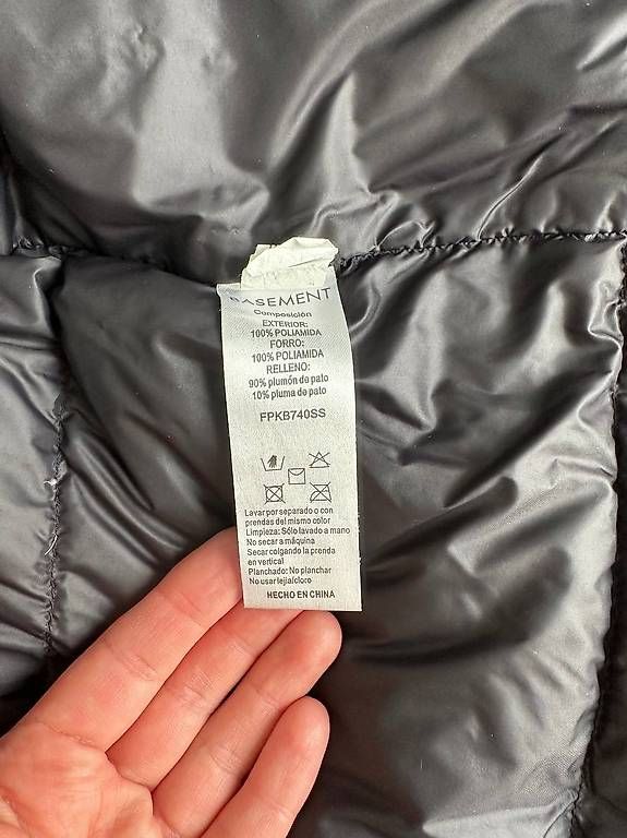 Jacken: Daunenjacke BASEMENT – Gebraucht aus Zürich von bil_s7tp 3