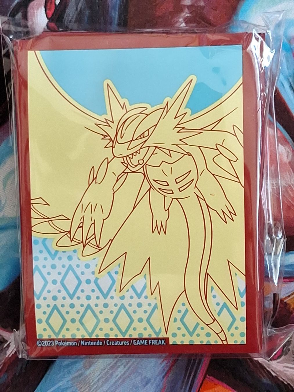 Pokémon Carte collezionabili: Roaring Moon Sleeves 65 Sleeves Kartenhüllen – Nuovo e nell'imballaggio originale da Altstätten SG venduto da GGsGameshop