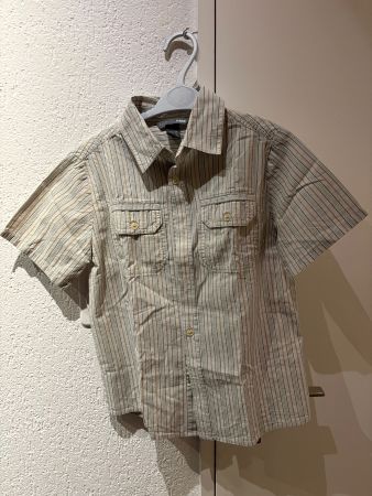 Kurzarm-Hemd von H&M Grösse 122