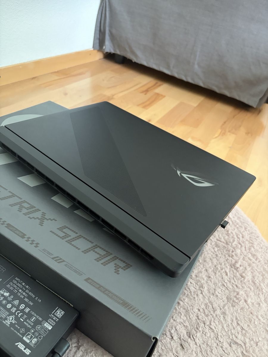 Asus Notebooks: ASUS ROG Strix SCAR 18 G835LX – Neu (gemäss Beschreibung) aus Düdingen von fit_bm9j 5