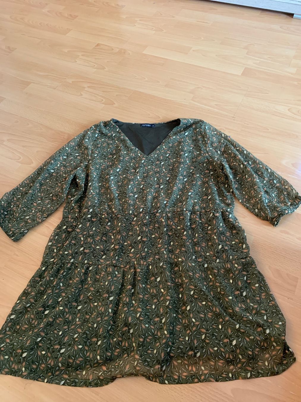 Tuniche: Jolie tunique In Extenso taille 42 CH – Usato da MEYRIN venduto da Gwendo10