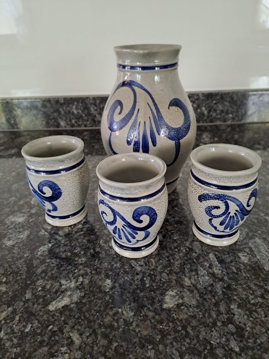 Caraffe: Wasserkrug mit 3 Bechern – Nuovo (secondo la descrizione) da Bottenwil venduto da Guguseli014