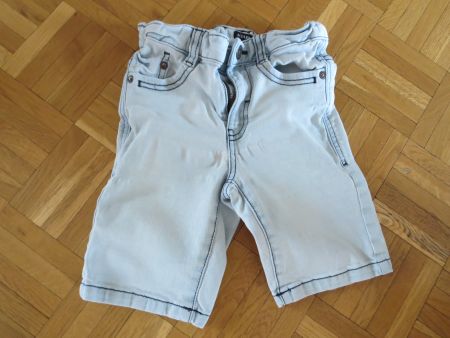 Knaben Jeans  Bermudas  /Gr. 6J 114-119
