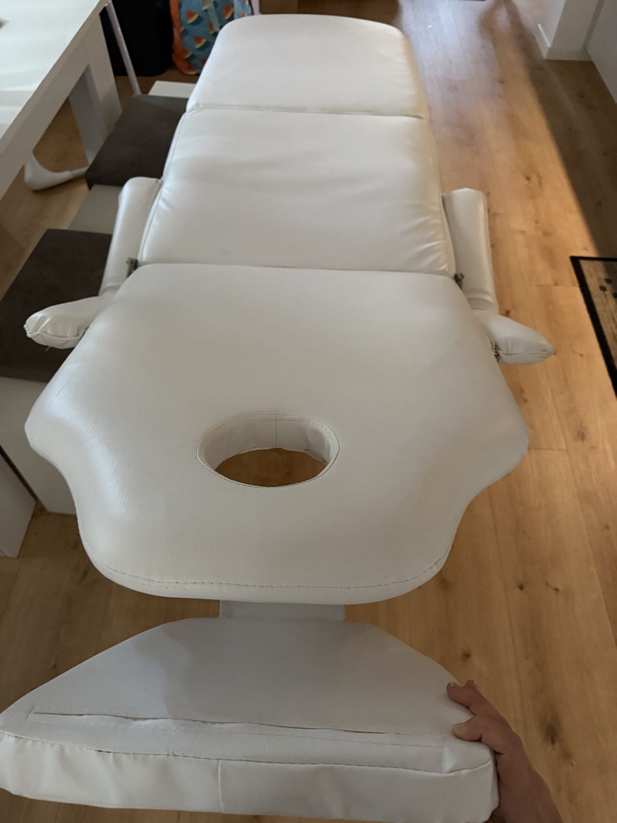 Kosmetik-& Massageliegen: Massage / Kosmetik Liege – Gebraucht aus Schleitheim von ptksz 2