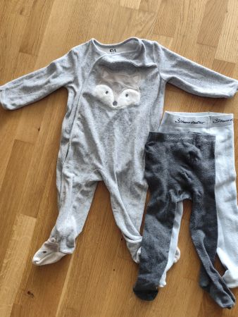 Strampler Fuchs + 2 Strumpfhosen, Grösse 86, Top Zustand!