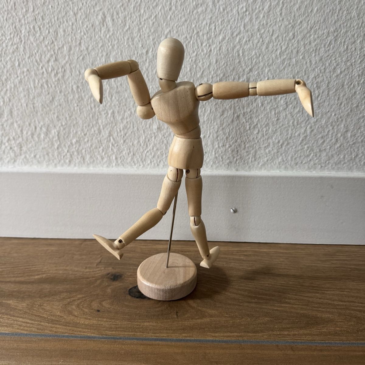 Puppen: Gliederpuppe Holzpuppe Modellpuppe – Neu (gemäss Beschreibung) aus Binningen von lebol0319