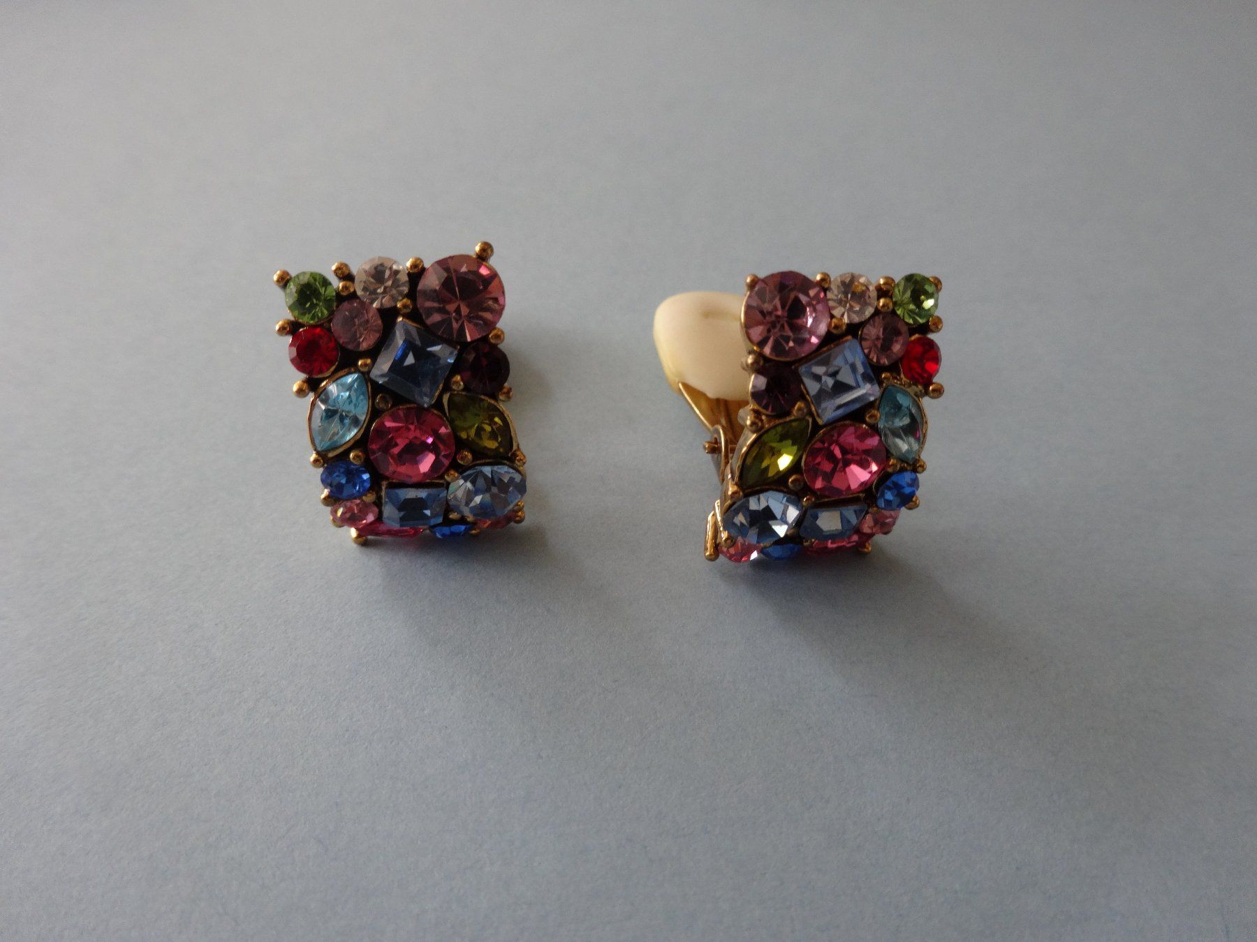 Orecchini pendenti & Orecchini a lobo: Ohrringe Vintage Modeschmuck – Usato da Neerach venduto da jenny062